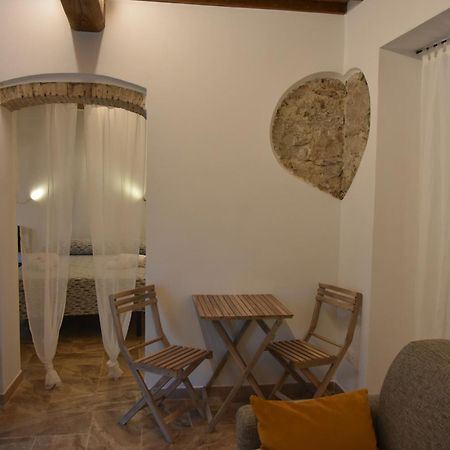 Elba Borgo Di Latrano Appartement Magazzini  Buitenkant foto
