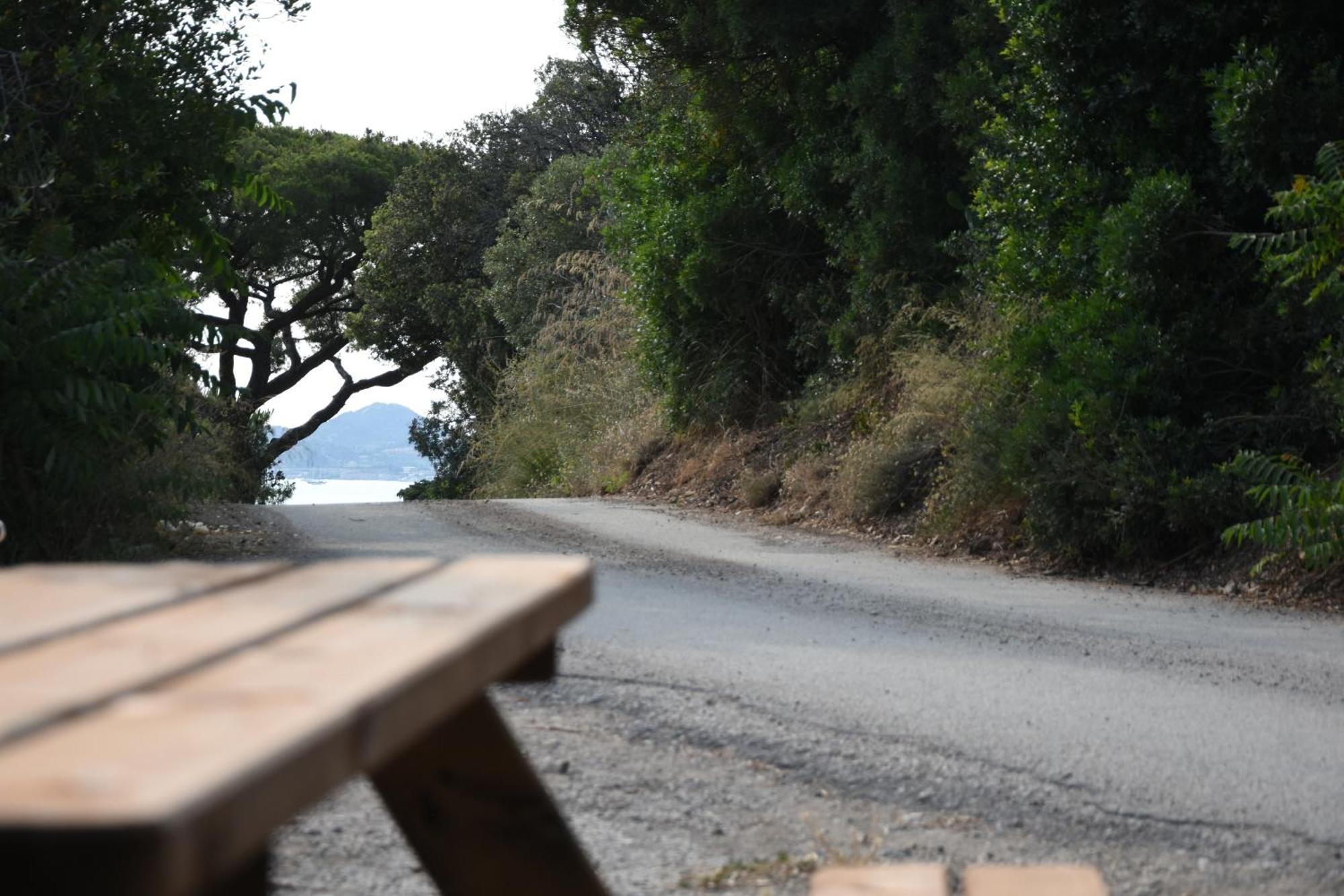 Elba Borgo Di Latrano Appartement Magazzini  Buitenkant foto
