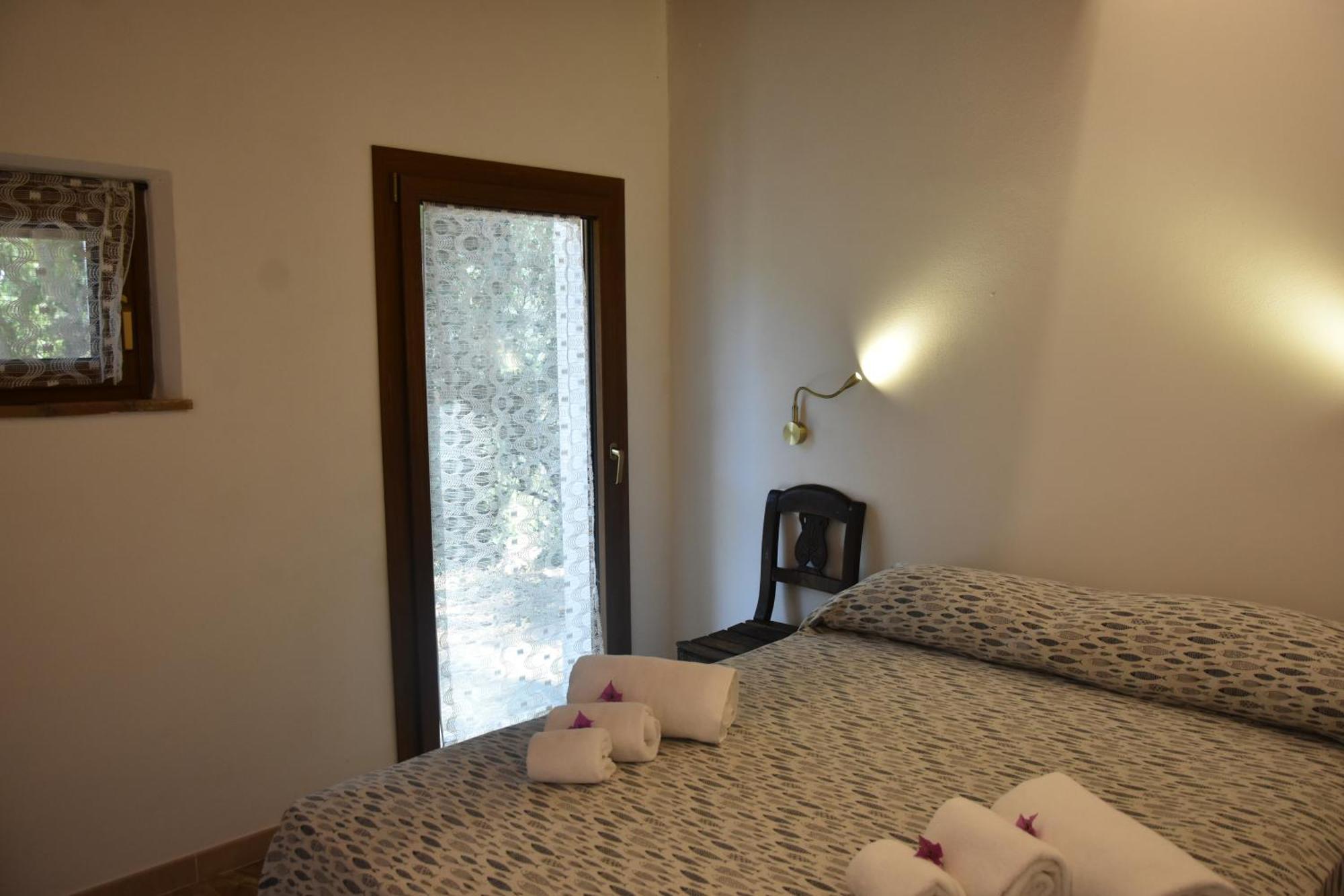 Elba Borgo Di Latrano Appartement Magazzini  Buitenkant foto